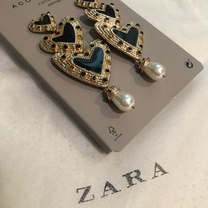 Super cute heart tiered earrings!